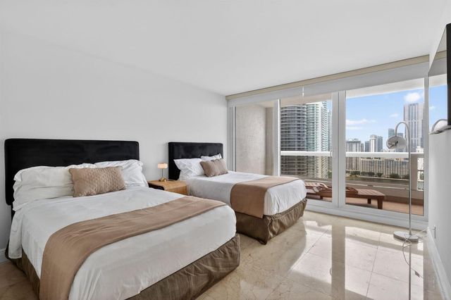 1717 N Bayshore Drive A-2935, Miami, FL 33132