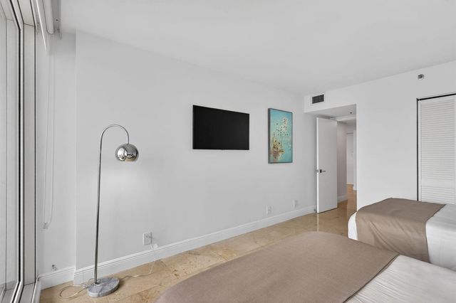 1717 N Bayshore Drive A-2935, Miami, FL 33132