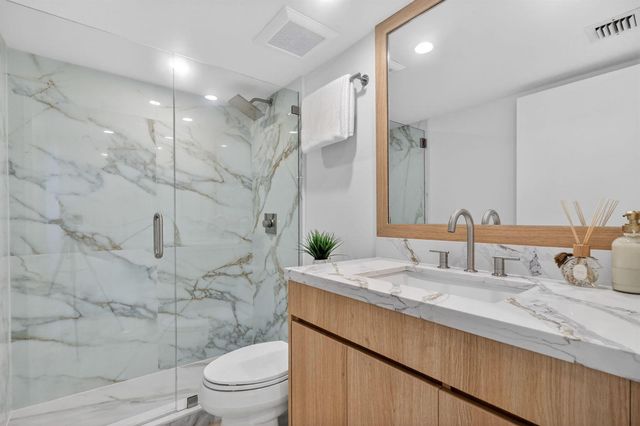 1717 N Bayshore Drive A-2935, Miami, FL 33132