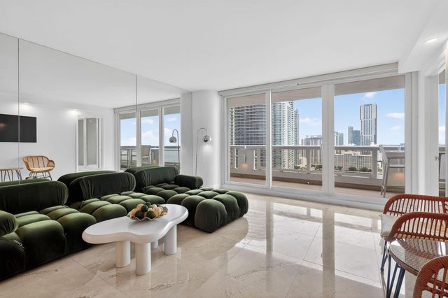 1717 N Bayshore Drive A-2935, Miami, FL 33132