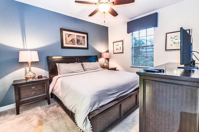 9022 SHADOW MOUNTAIN STREET, Davenport, FL 33896