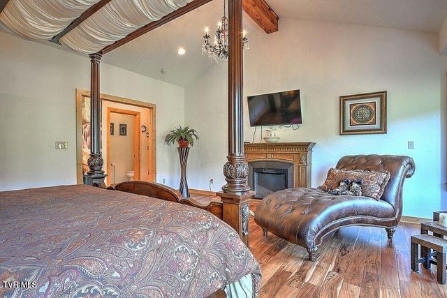 251 Fee Trail, Ewing, VA 24248