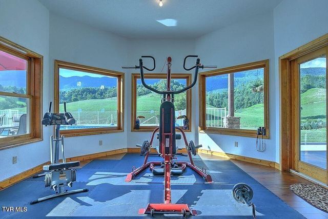 251 Fee Trail, Ewing, VA 24248