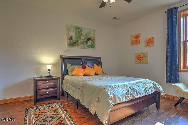 251 Fee Trail, Ewing, VA 24248