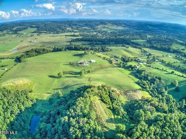 251 Fee Trail, Ewing, VA 24248