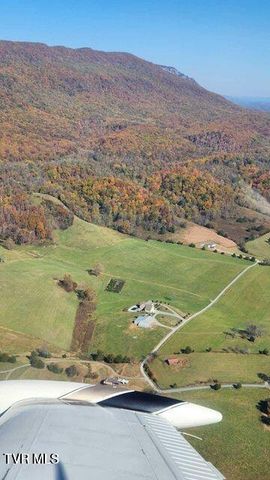 251 Fee Trail, Ewing, VA 24248