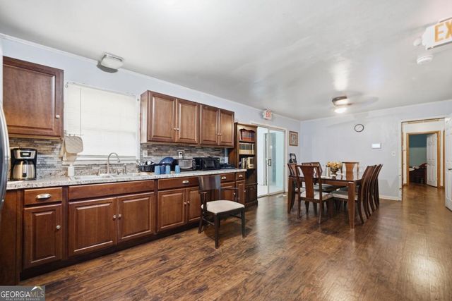 2713 Neptune Place, Decatur, GA 30034