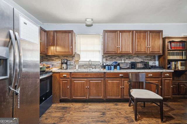 2713 Neptune Place, Decatur, GA 30034