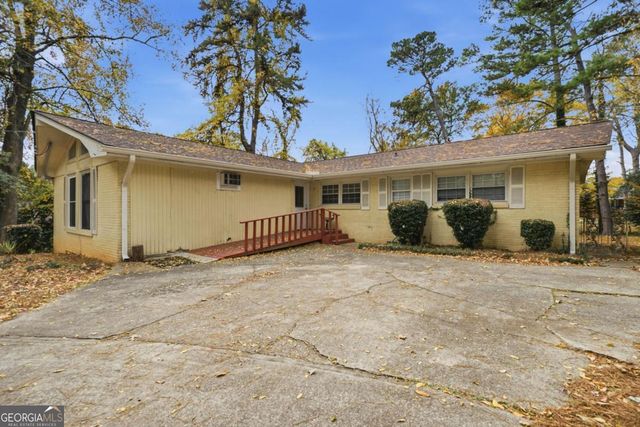 2713 Neptune Place, Decatur, GA 30034