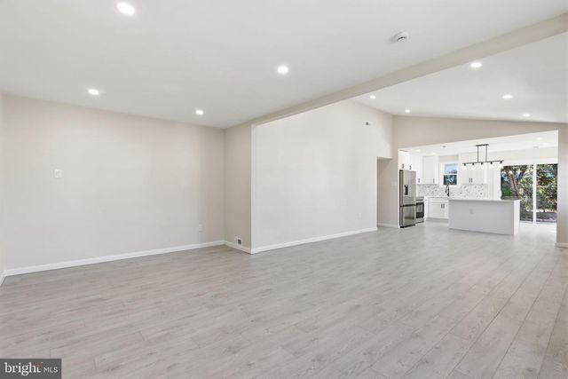 4421 ROSELYN LN, Bensalem, PA 19020