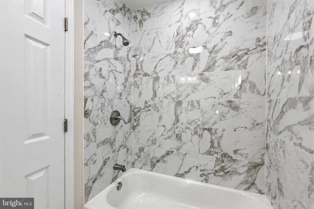 4421 ROSELYN LN, Bensalem, PA 19020