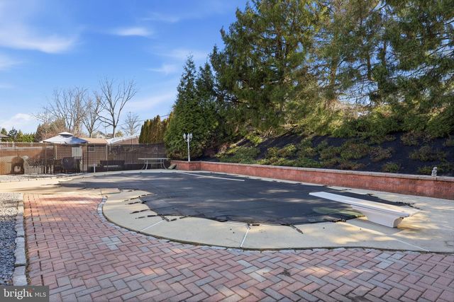 4421 ROSELYN LN, Bensalem, PA 19020