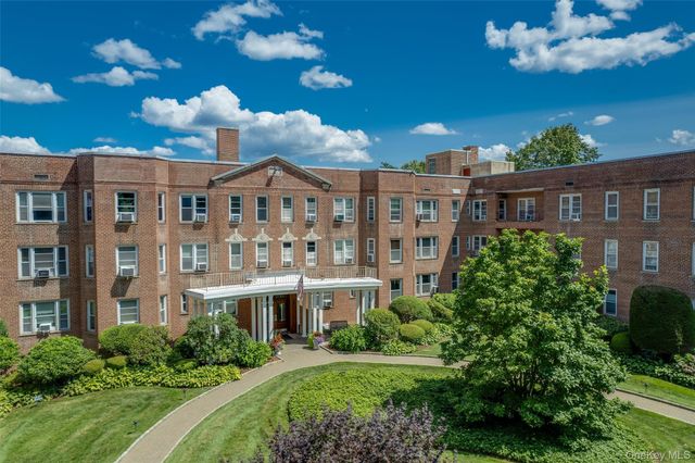 2 Overlook Road 3A6, White Plains, NY 10605