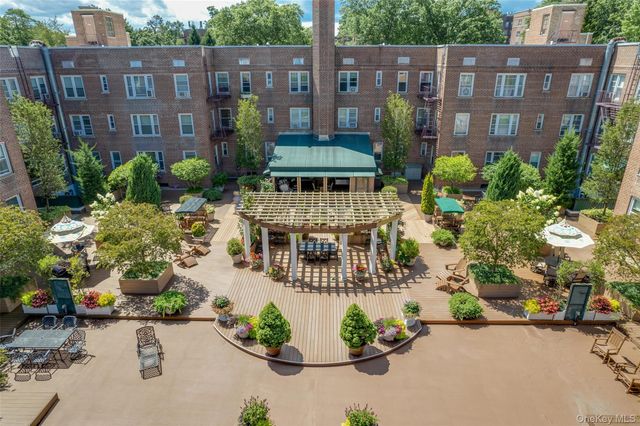 2 Overlook Road 3A6, White Plains, NY 10605