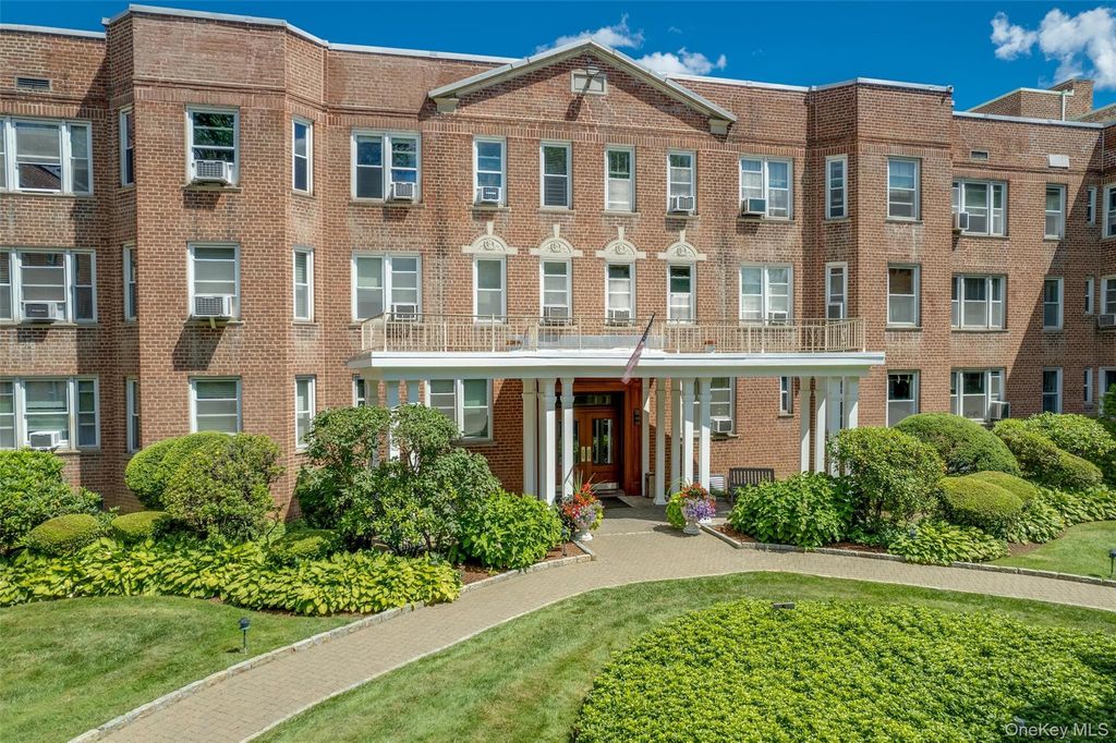 2 Overlook Road 3A6, White Plains, NY 10605
