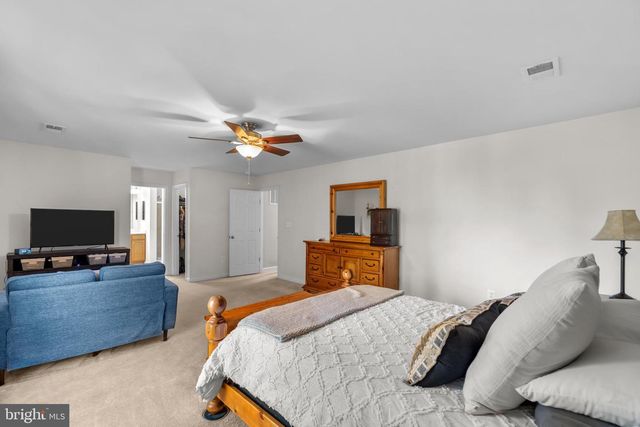 5336 DAYBREAK LN, Woodbridge, VA 22193