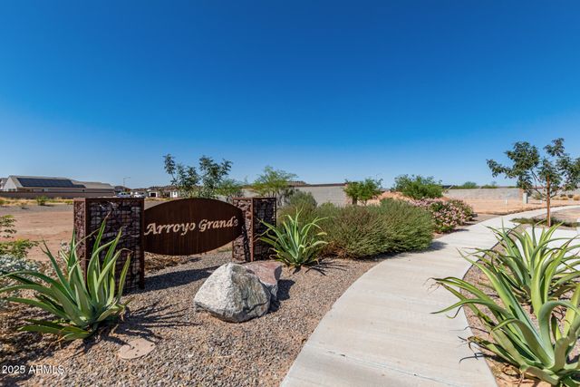 2847 N Arroyo Grande Avenue, Casa Grande, AZ 85122