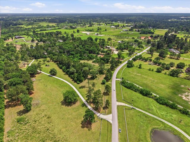 430 Ruel Road, Magnolia, TX 77355