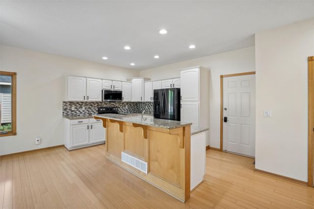 4114 Belair Drive, Urbandale, IA 50323