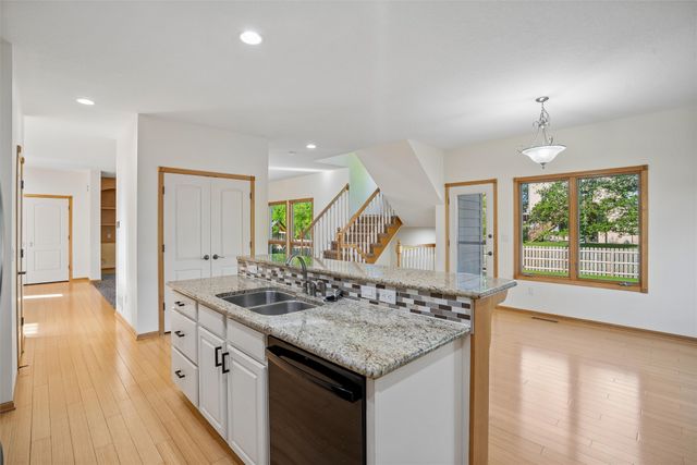 4114 Belair Drive, Urbandale, IA 50323