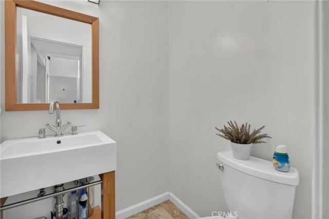 1270 Cabrillo Park Drive D, Santa Ana, CA 92701