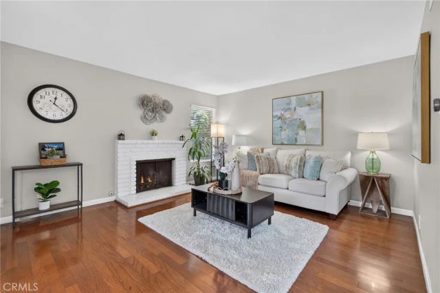 1270 Cabrillo Park Drive D, Santa Ana, CA 92701