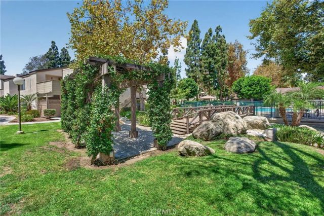 1270 Cabrillo Park Drive D, Santa Ana, CA 92701