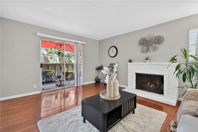 1270 Cabrillo Park Drive D, Santa Ana, CA 92701