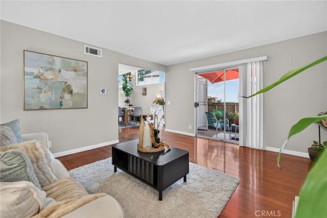 1270 Cabrillo Park Drive D, Santa Ana, CA 92701