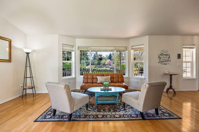 168 Allman Way, Grants Pass, OR 97526