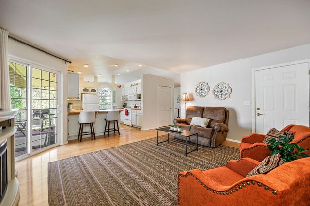 168 Allman Way, Grants Pass, OR 97526