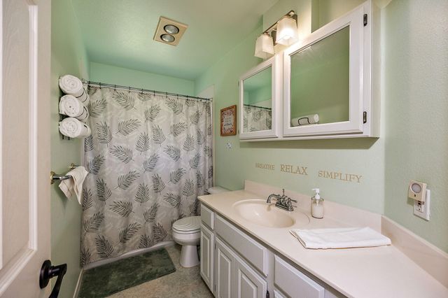 168 Allman Way, Grants Pass, OR 97526