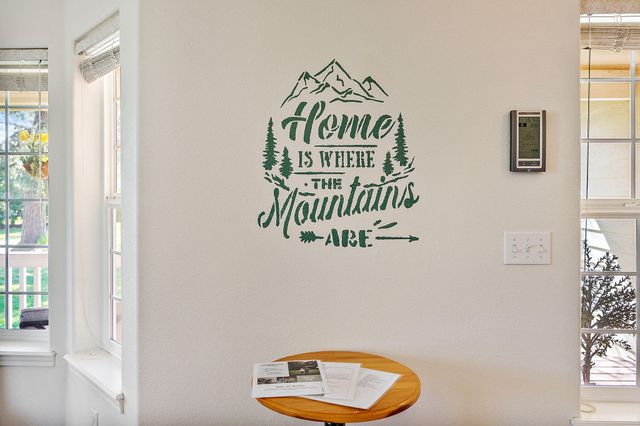 168 Allman Way, Grants Pass, OR 97526