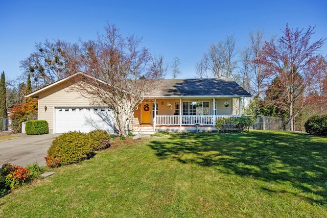 168 Allman Way, Grants Pass, OR 97526