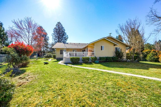168 Allman Way, Grants Pass, OR 97526