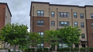 44768 TIVERTON SQ, Ashburn, VA 20147