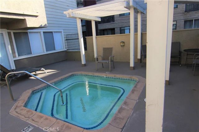 645 Pacific 303, Long Beach, CA 90802
