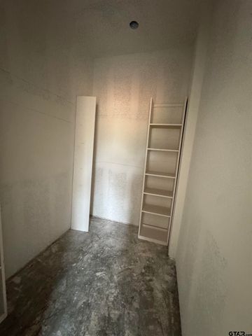 18408 COUNTY ROAD 322, Tyler, TX 75706