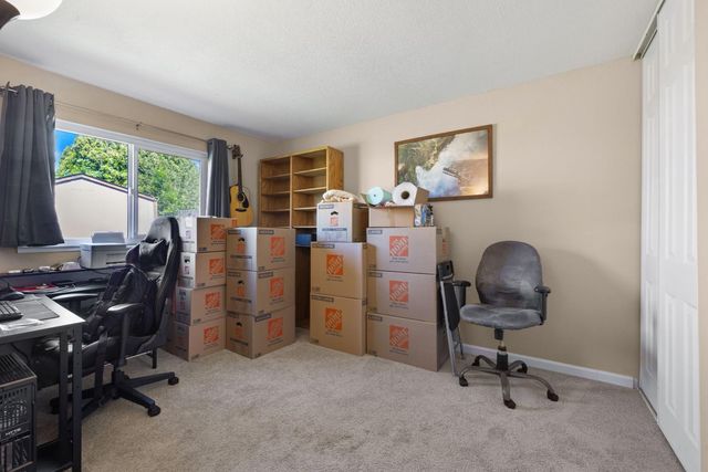 10251 Ellenwood Ave, Sacramento, CA 95827