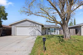 10251 Ellenwood Ave, Sacramento, CA 95827