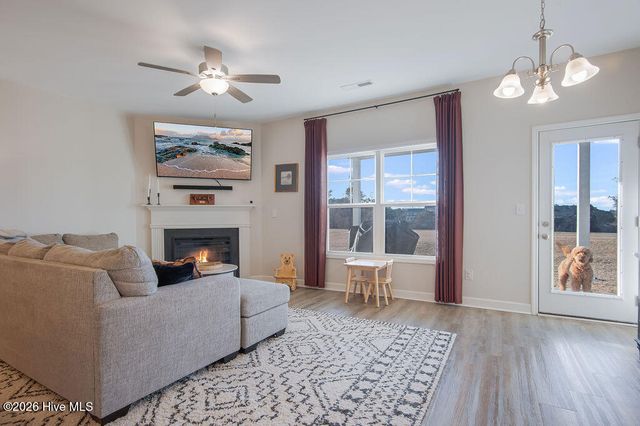 107 Adams Landing Way, Maysville, NC 28555