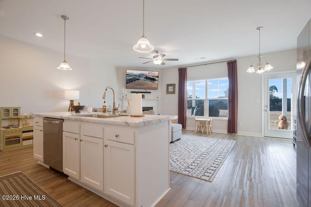 107 Adams Landing Way, Maysville, NC 28555