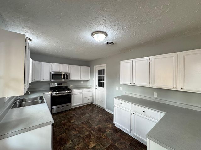 1914 Firwood Drive, Pasadena, TX 77502