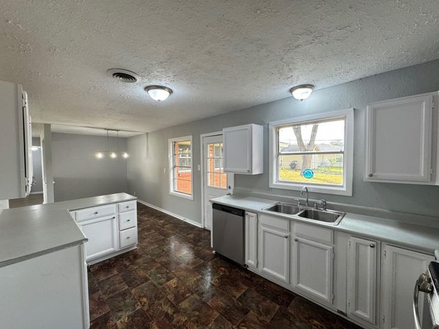 1914 Firwood Drive, Pasadena, TX 77502