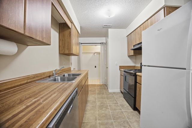 8498 Shawn Ridge Road, Harrison, TN 37341