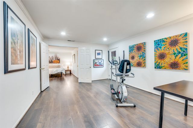 3581 Woodleigh Drive, Dallas, TX 75229