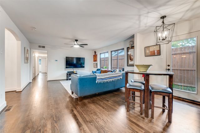 3581 Woodleigh Drive, Dallas, TX 75229