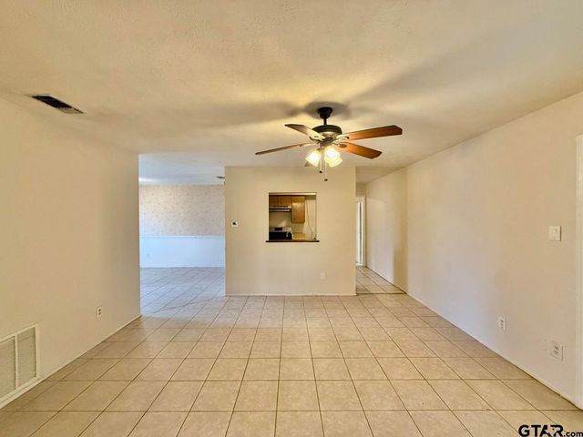 4014 Appletree Lane, Tyler, TX 75703