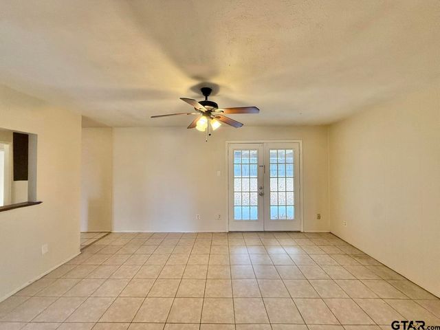 4014 Appletree Lane, Tyler, TX 75703