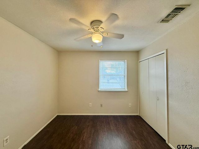 4014 Appletree Lane, Tyler, TX 75703